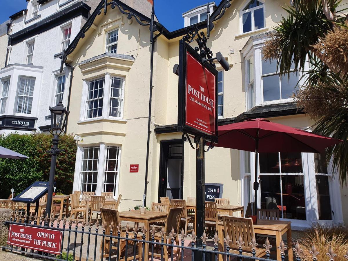 The Post House, 3*