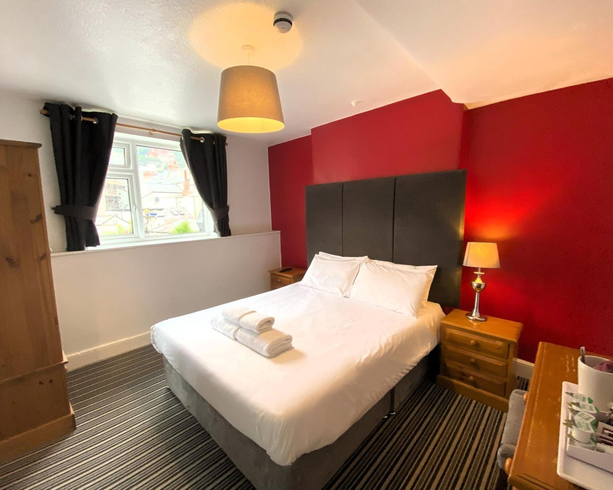The Post House, Hotel 3*